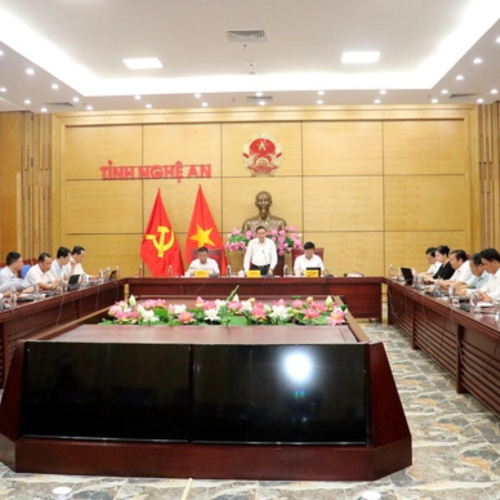 Chủ Tịch UBND Tỉnh Nghệ An Cam Kết Đồng Hành, Hỗ Trợ Doanh Nghiệp Phát Triển Bền Vững